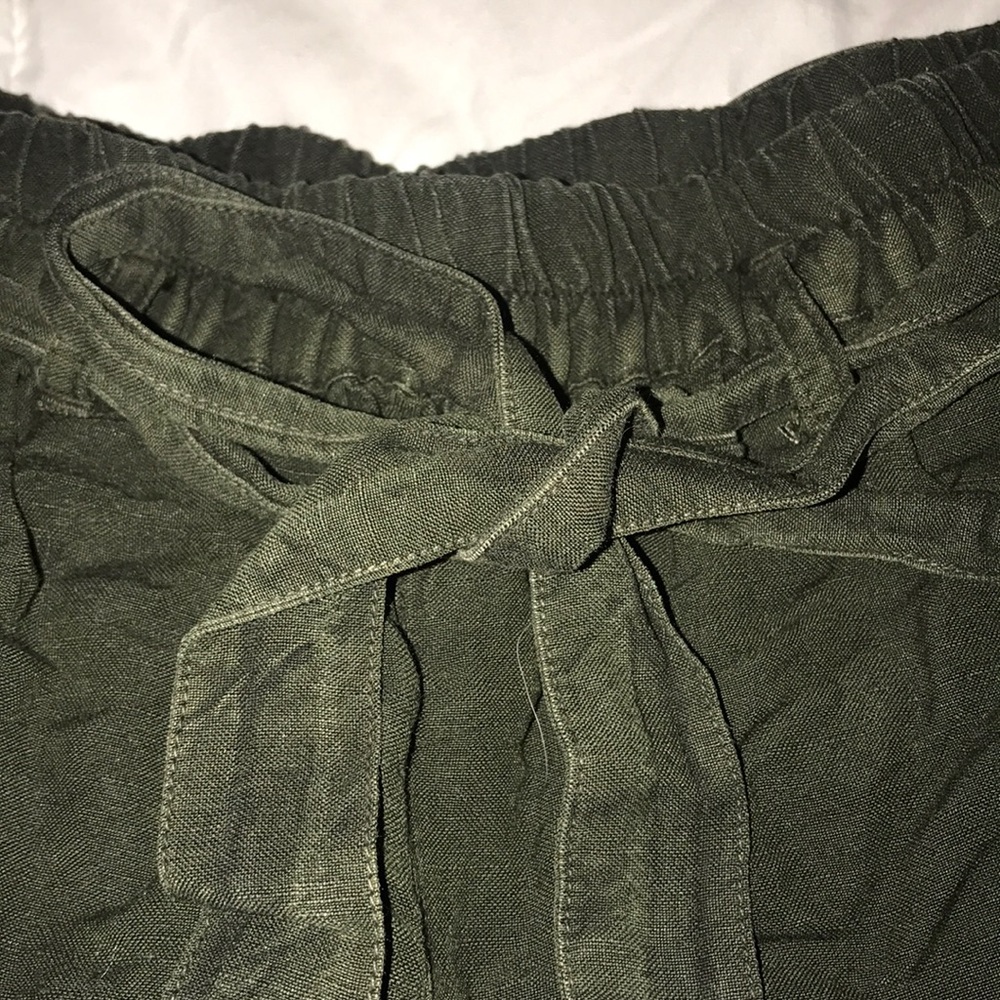 Shorts - Picture 2 of 3